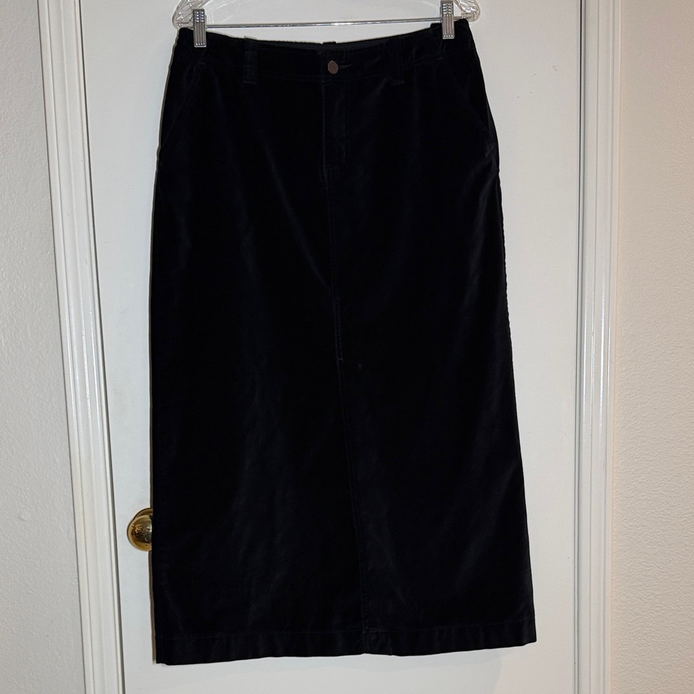 Eddie Bauer Women’s Long Black Velvet Skirt